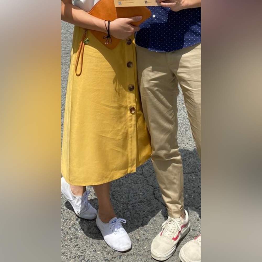 Yellow button up Midi Skirt from Pomelo